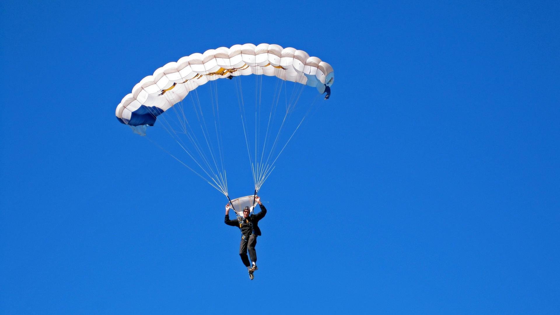 青少年足球赛事网络直播，扩大影响力共赢行业发展，青少年足球直播平台
